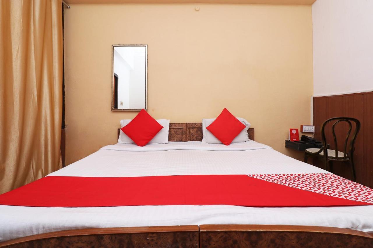 Oyo 8379 Hotel Kamal Лакхнау Экстерьер фото